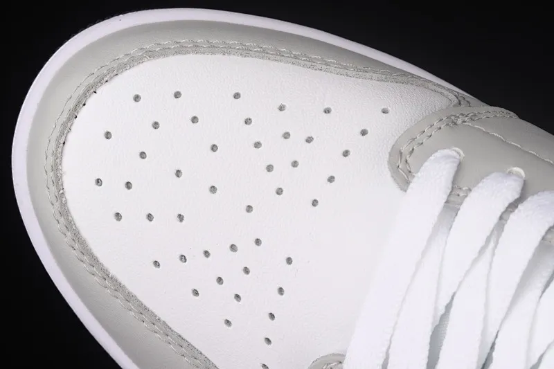 All Categories Air Jordan Jordan Series Basketball Shoes Air Jordan 1 Mid Differentiated Versions Air Jordan 1 Mid AJ1 Joe 1 New Ash Mid-top Cultural Basketball Shoes BQ6472-015